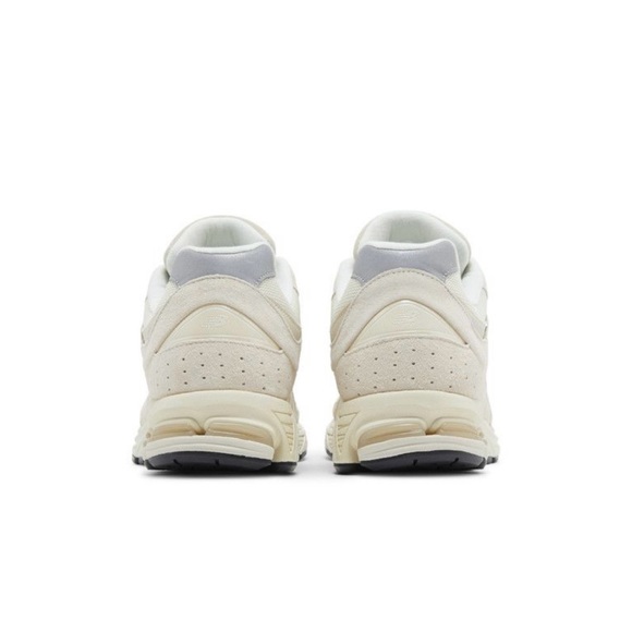 New Balance 2002R 'Calm Taupe' Men’s Shoes M2002RCC - Picture 4 of 7